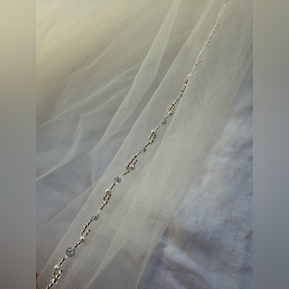 Morilee Desiree Wedding Dress & Cathedral Veil - Picture 5 of 7